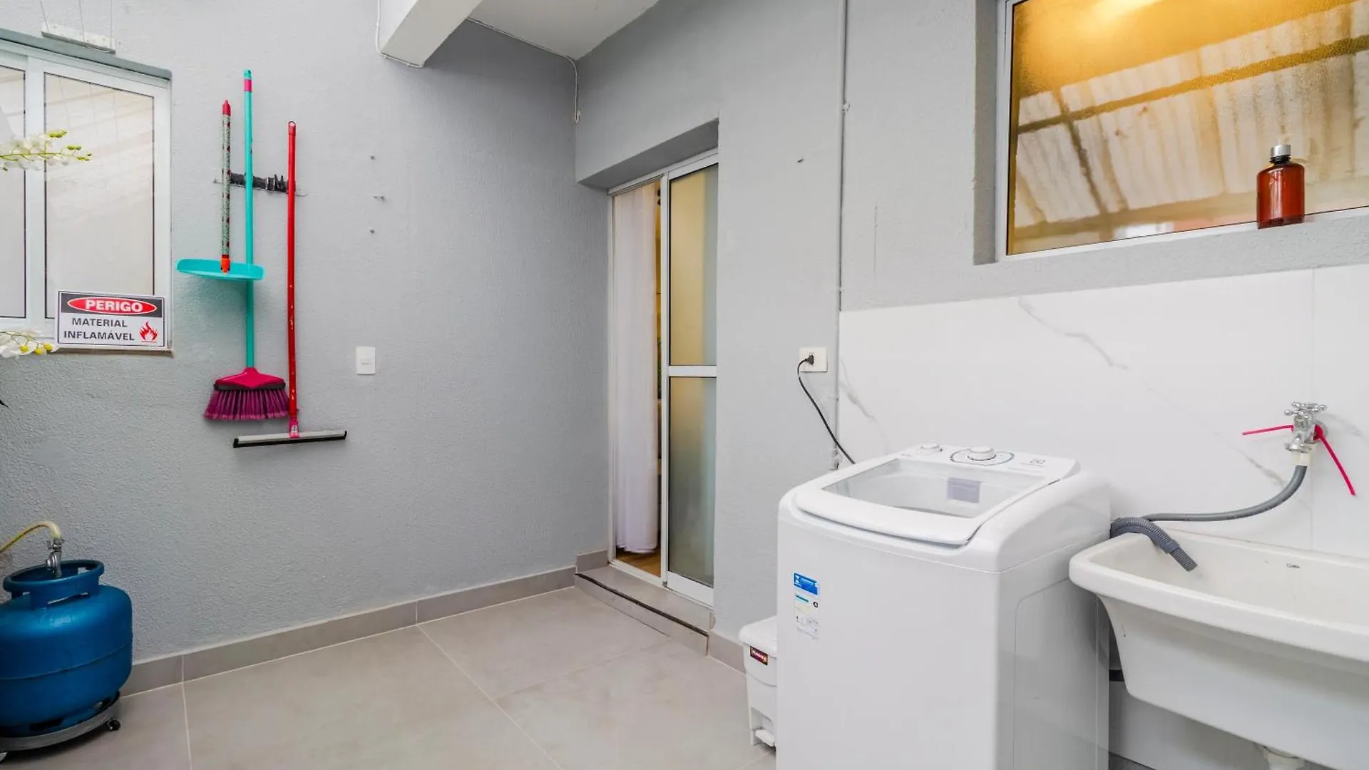 Apartment Ap C Vaga Compras Pari Bras Expo Center Caninde Para 9 Pessoas Sao Paulo